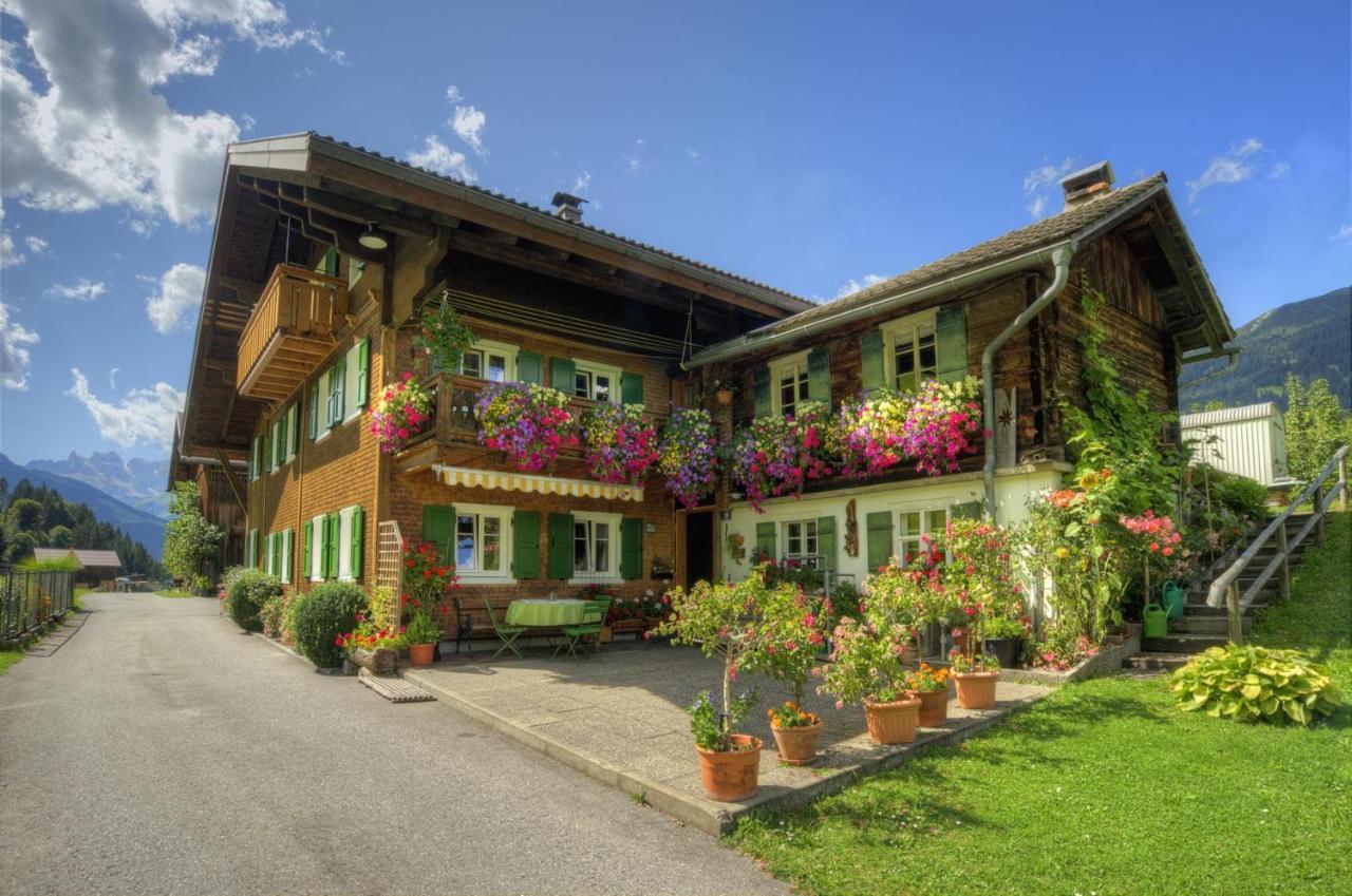 Landhaus Brif Schruns Exterior foto